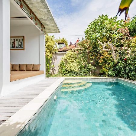 Adorable 1Br Villas In The Herat Of Seminyak Kültér fotó