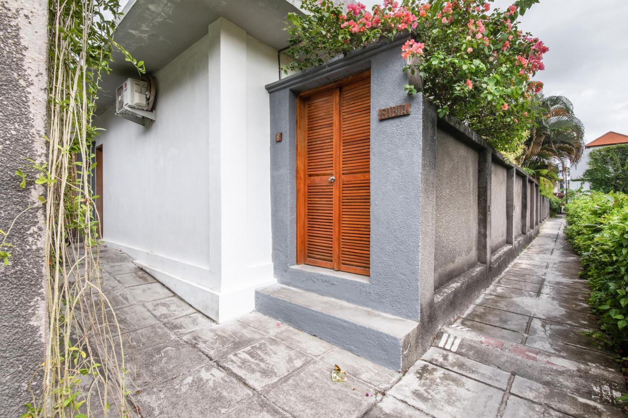 Adorable 1Br Villas In The Herat Of Seminyak Kültér fotó